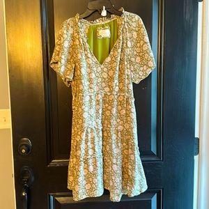 Almost new green dress